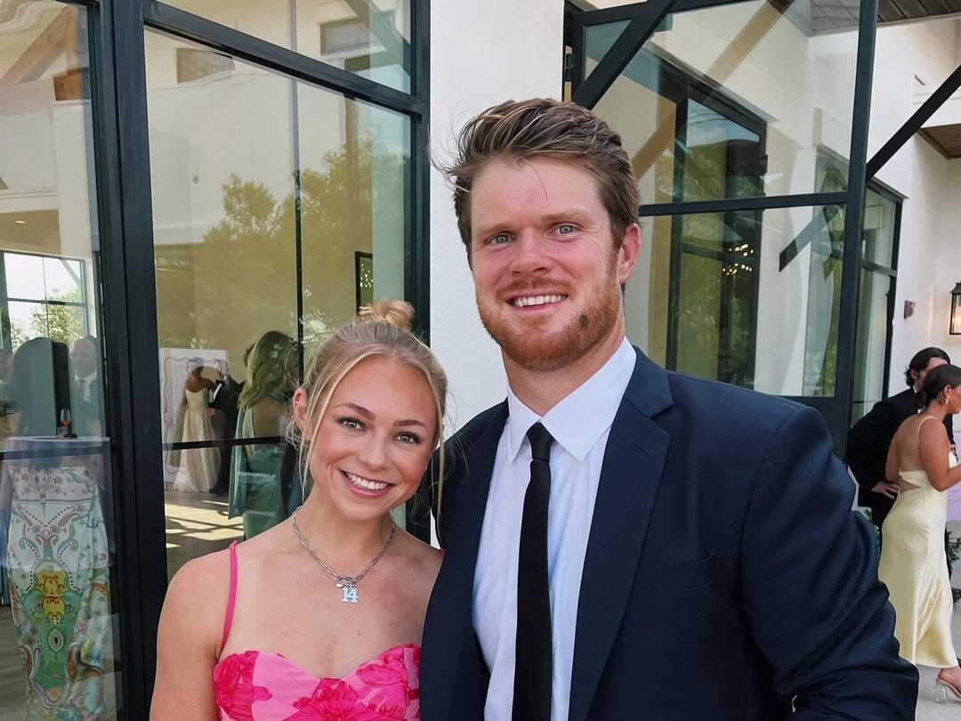 sam darnold wife